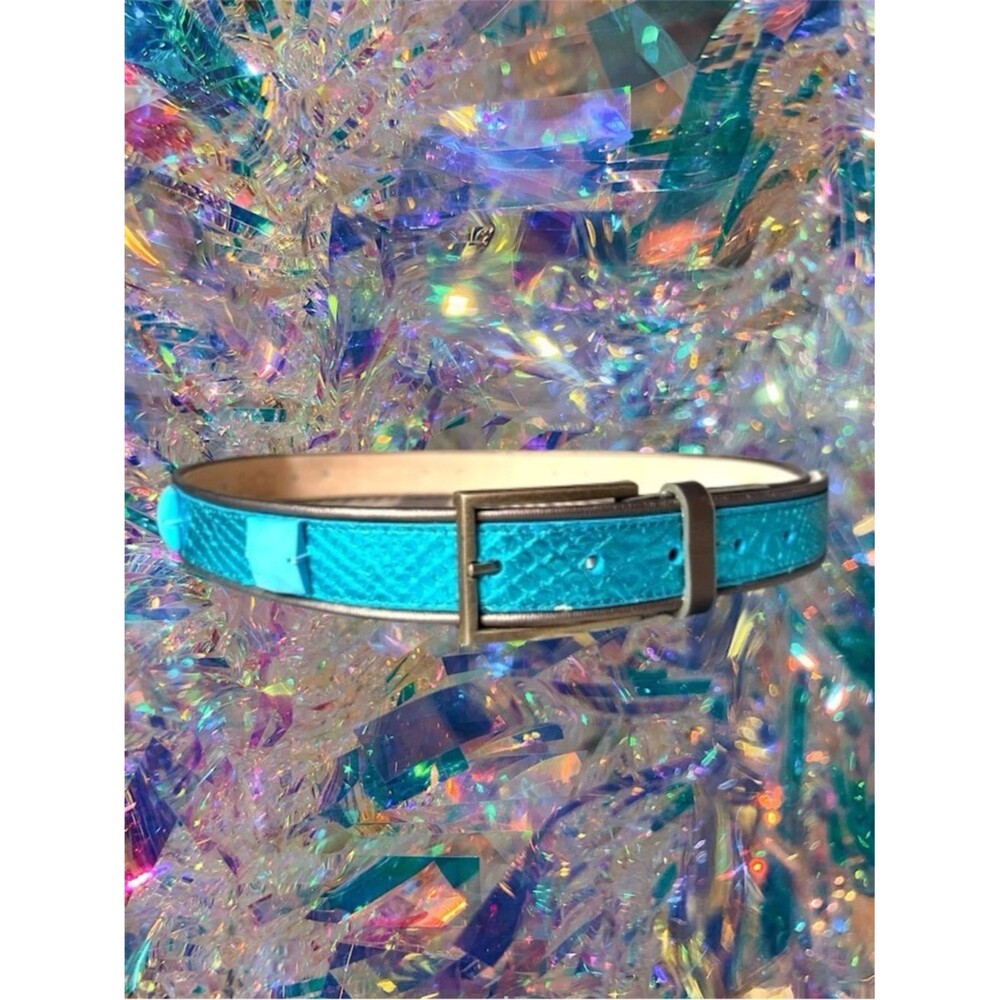 ST. JOHN SOCA Italian Leather Turquoise Blue Metallic Belt Size S/M/L